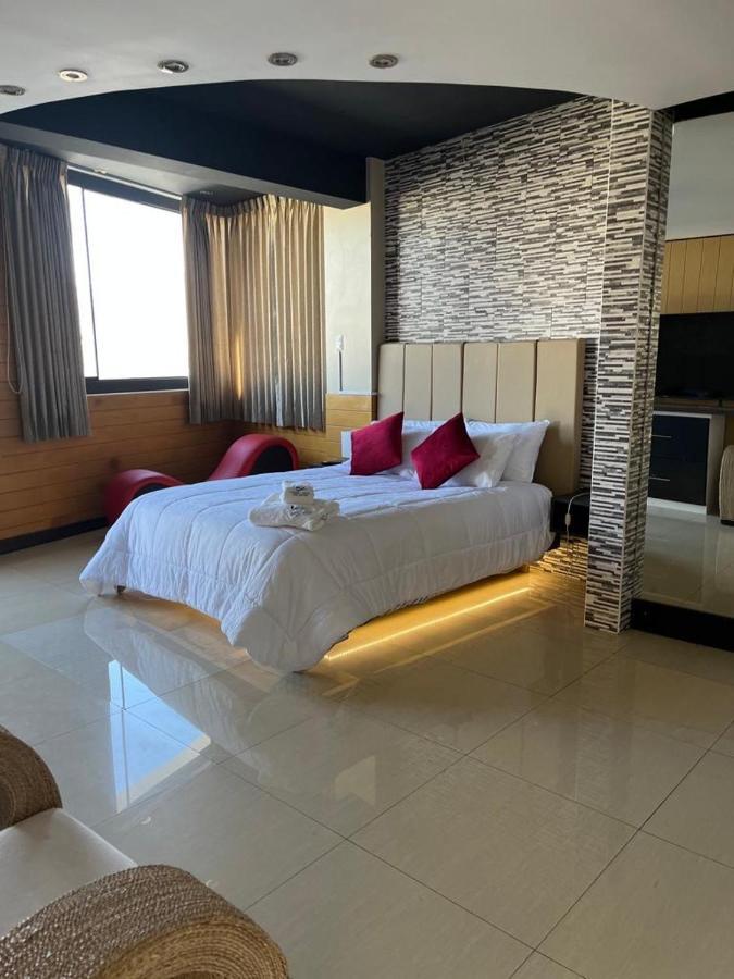 Casa Hotel Cisne Azul El Tambo 外观 照片