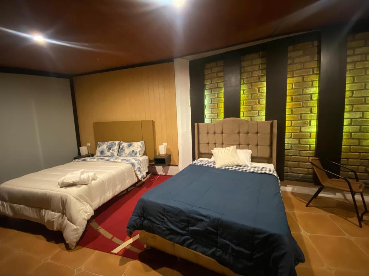 Casa Hotel Cisne Azul El Tambo 外观 照片